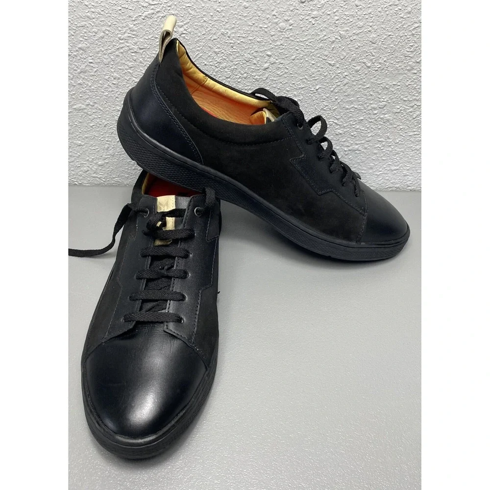 M180 Hyper Comfort Shoes Lace Up Sneakers Men Size 11.5D